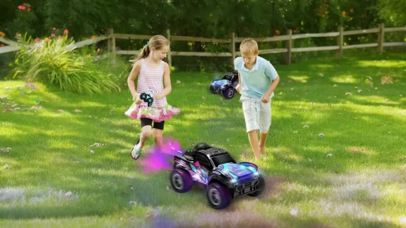 RacingFun Off-Road 1:16 RC Truck with Lights & Steam Exhaust