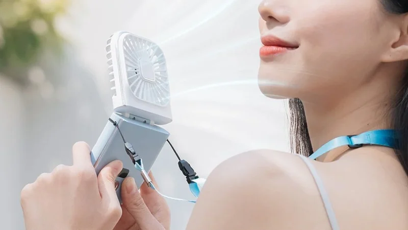 Multitasky PhonePal PRO 3-En-1 Ventilador de Enfriamiento, Power Bank y Sopor...