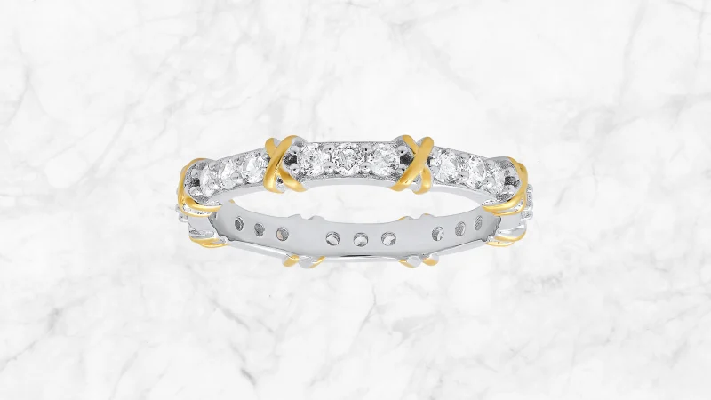 Kylie Harper Anillo X Apilable de Eternidad con Circonia Cúbica