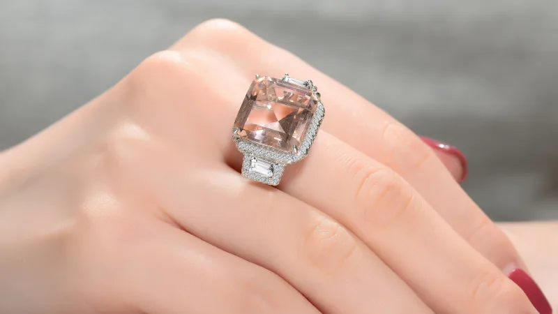 The Vintage Glamour Morganite Ring