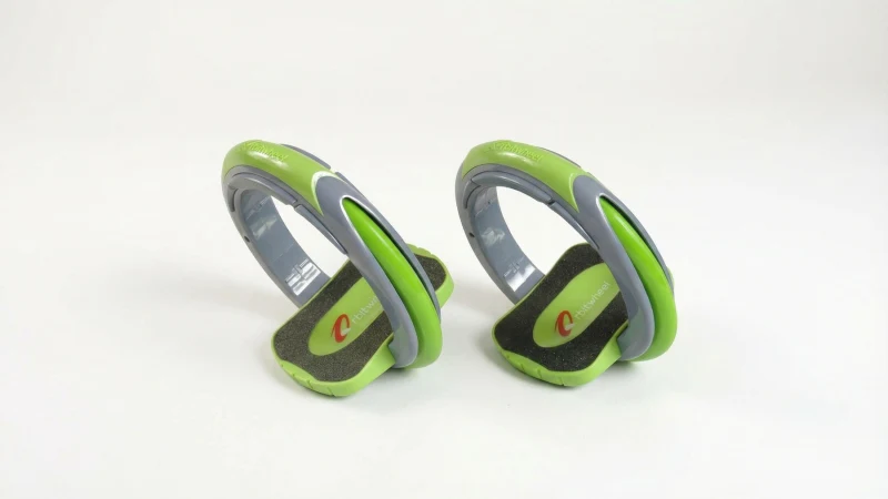 The Sidewinding Circular Skates