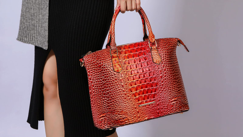 MKF Collection Frankie Set Satchel y Cartera Cocodrilo Mia K.