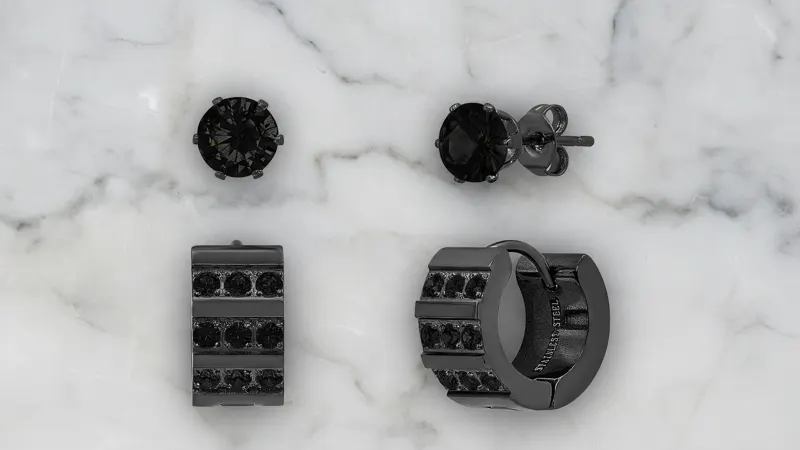 Steeltime Set de 4 Aretes con Diamante Simulado y Aros Huggie Apilados