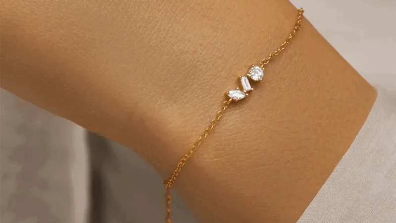Hollywood Sensation Silvana Chain Link Round, Pear & Emerald Cut Stone Bracelet