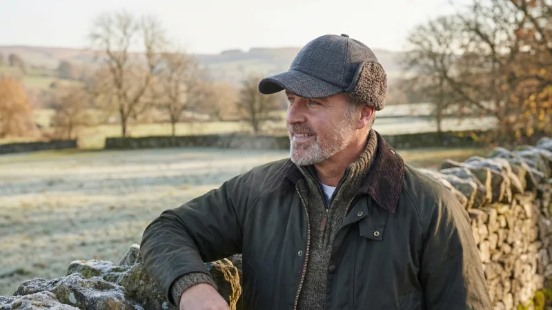 The Traditional Tweed Trapper Cap