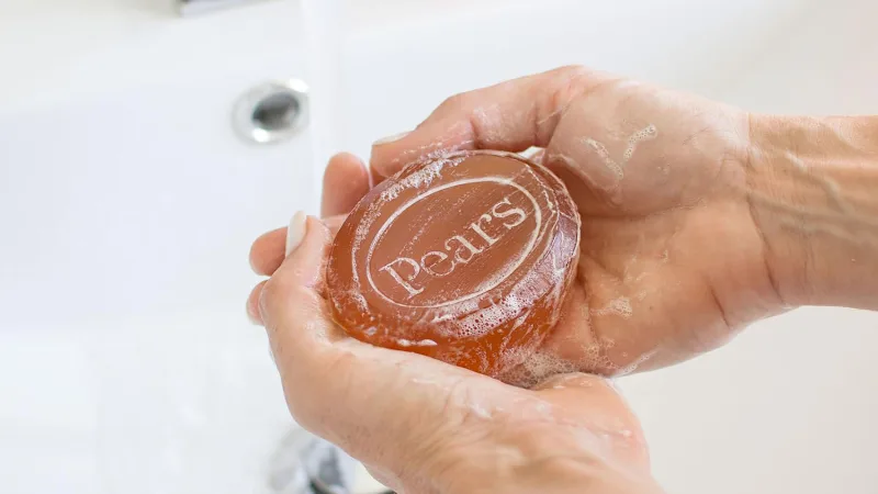 18-Pack: Pears Face & Body Soap