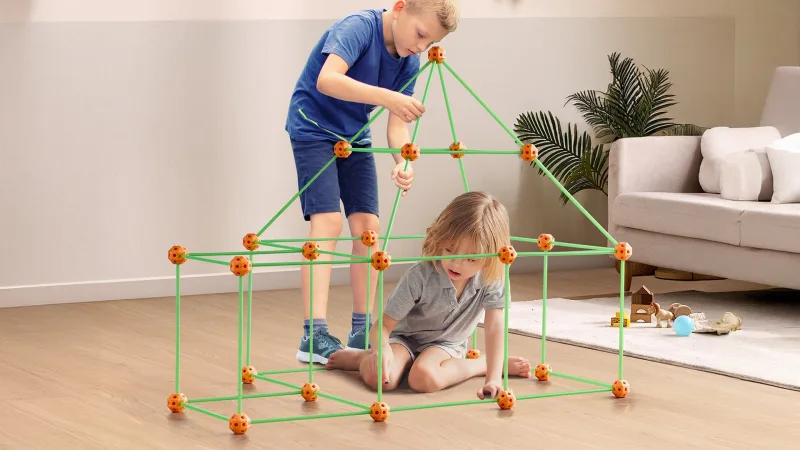 VEVOR Glow In The Dark Fort Building Kit for Kids