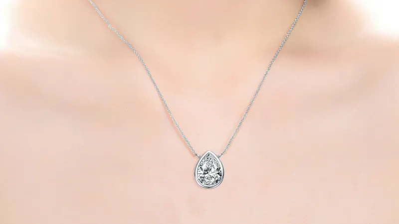 Rachel Glauber Collar Cadena con Colgante de Diamante Simulado Corte Pera