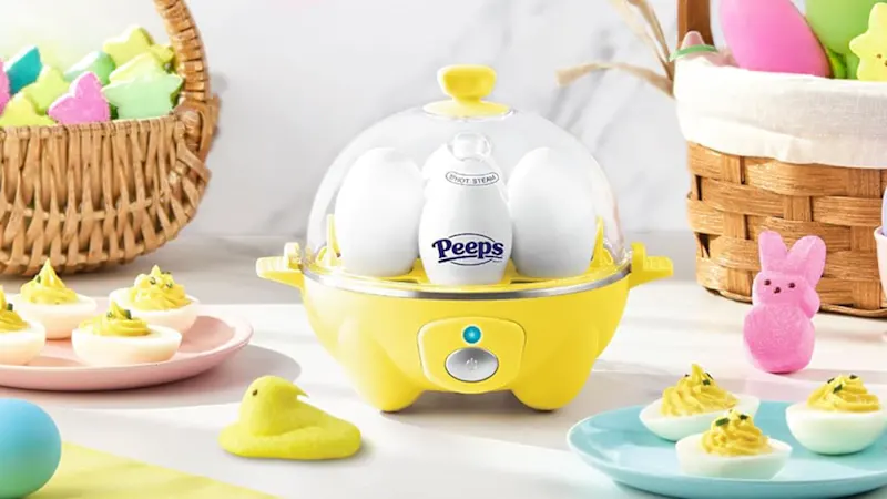 PEEPS x Dash Chick Rapid Egg Cooker