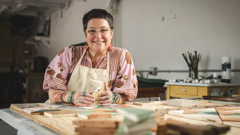 The Italian-Crafted Audrey Cat-Eye Readers with Blue-Light Lenses