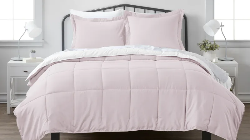Cloth & Gable Premium Down Alternative Reversible Comforter Sets