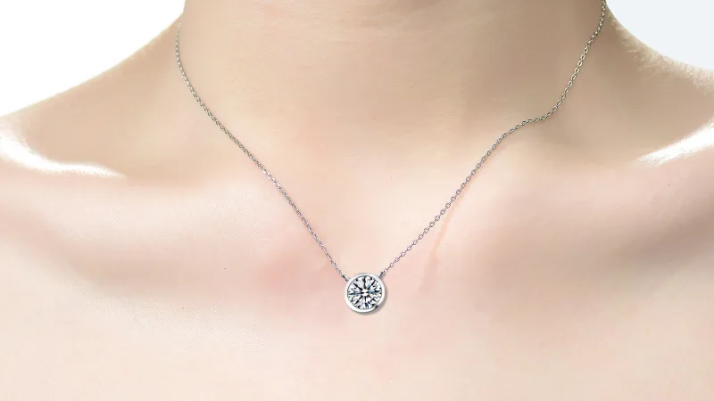 Rachel Glauber Collar Cadena Cable con Diamante Redondo Simulado