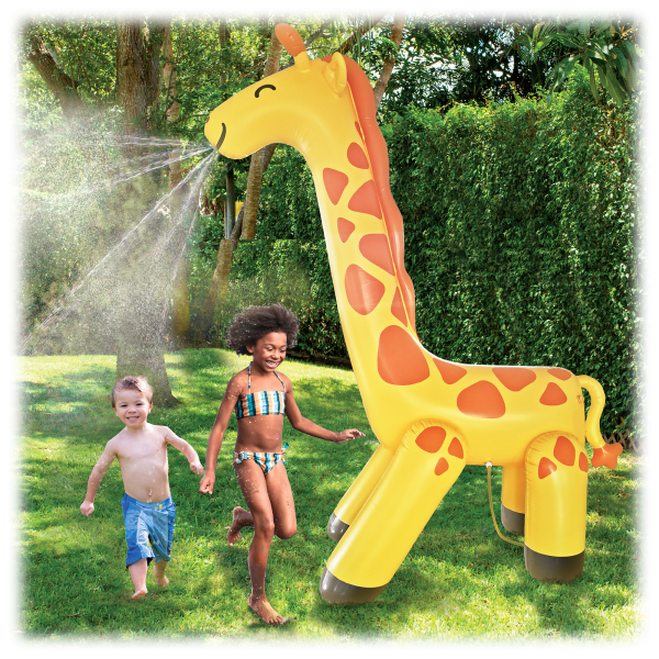 giant giraffe sprinkler