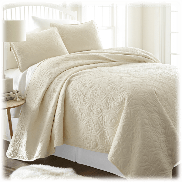 MorningSave: iEnjoy Home 3-Piece Damask Quilted Coverlet