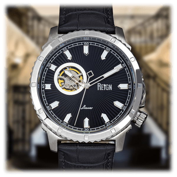 Shop Univision: Reign Bauer Reloj Automático con Correa de Cuero ...