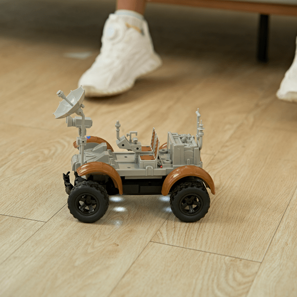 Meh: Smithsonian Lunar Rover Remote Control Moon Buggy