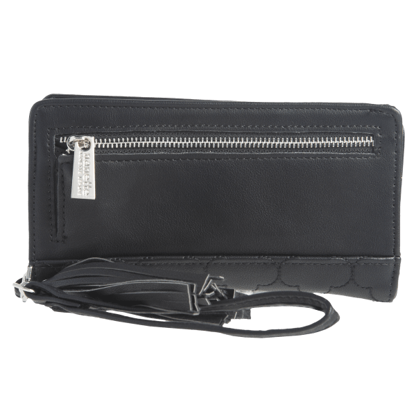 Meh: Nanette Lepore Charging Wallet