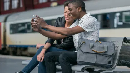 Case Logic Lodo Bags