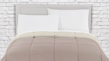"The Big One" Down Alternative Comforter