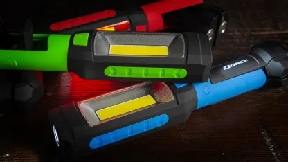 4-for-Tuesday: LED Flashlight/Worklight with Magnetic Base