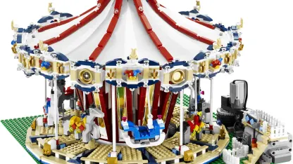 A Month of Lego – Creator Expert Fairground – Roller Coaster 10261