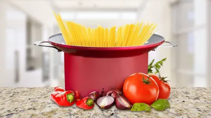 Fusionware 6-qt Stock Pot With Lid and Colander/Strainer