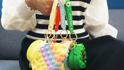 2-Pack: Bubble Popper Zipper Pouch Keychains