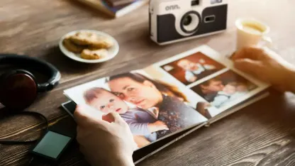 Onn Reusable Preloaded 35mm Camera with Flash