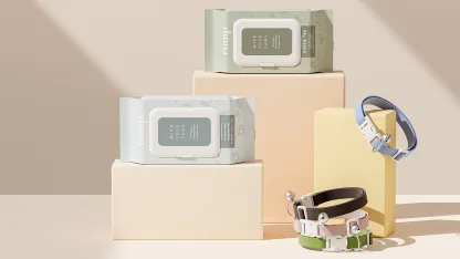 8-Pack: ROMP Pet Cleaning Wipes (640 wipes)