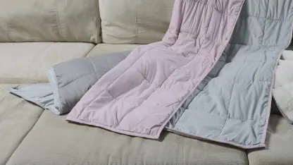 Great Bay Home Microfiber Reversible Weighted Blanket 15lb 48"x72"