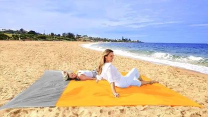 Lightweight and Compact Picnic and Beach Mat in Bag