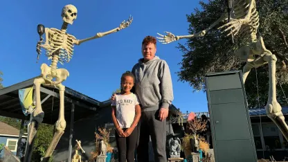 Home Depot skeletons are so last year