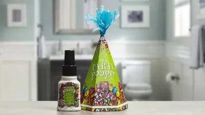 6-Pack: Poo-Pourri Party Pooper Party Hat Gift Set (6x 2oz Sprays)