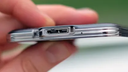 Dropped phone, won't charge