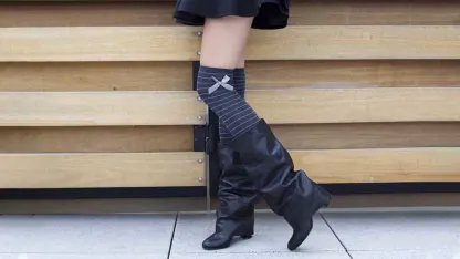 MinxNY Over the Knee Socks Featuring Bow Detailing
