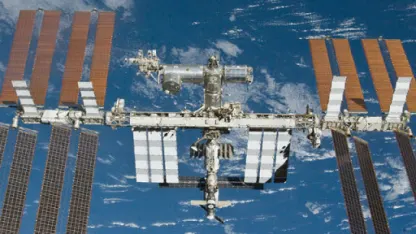 Explore the ISS in Google maps!