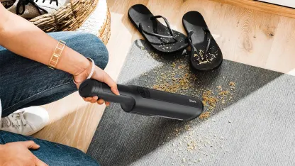 Shark Wandvac Power Pet Cordless Handheld Vacuum (Certified Renewed)