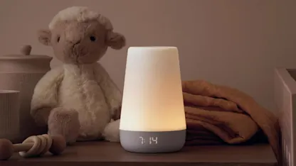 Hatch Rest 2nd Gen Sleep Assistant, Nightlight & Sound Machine (Refurbished)