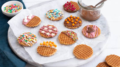 200-Pack: Daelmans Mini Soft Toasted Caramel Stroopwafels (10 Pouches)