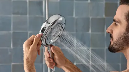 Moen Quattro Handheld Showerhead with Magnetix Docking System