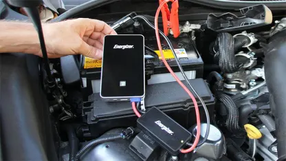 Energizer 600A 11,100mAh Lithium Ion Jump Starter & Power Bank (UL 2743)