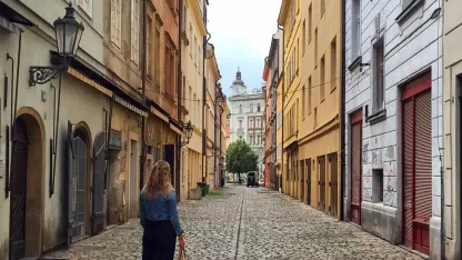 I'm ridiculously late... Ask me something?