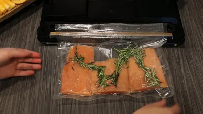 Black+Decker Deluxe Vacuum Sealer with 50 Bags