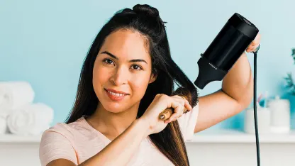 Shark HyperAIR Hair Dryer With IQ 2-in-1 Concentrator Attachments (Refurbished)