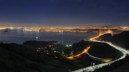 Experimental Nighttime Photography with Nexus and Pixel