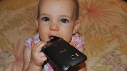 Do you let your kids play with your phone?