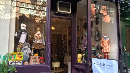 Does it look like I'm selling shirts?!