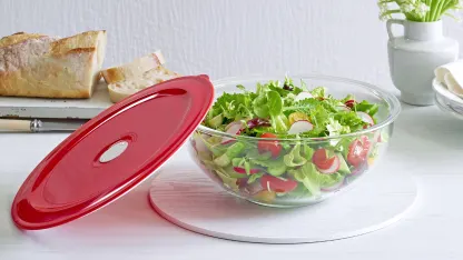 2-Pack: Decor Glass Bowls with Vented Lids