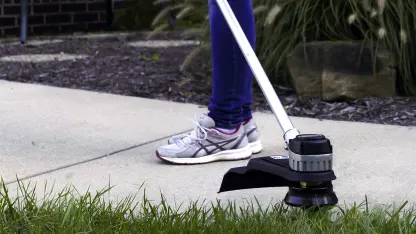 Scotts 15" 40V 2Ah Lithium Cordless String Trimmer