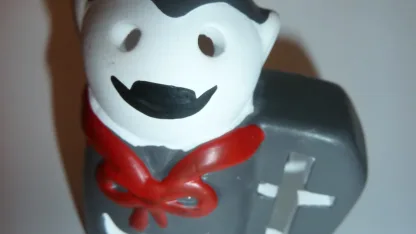 Mysterious ceramic vampire Irk